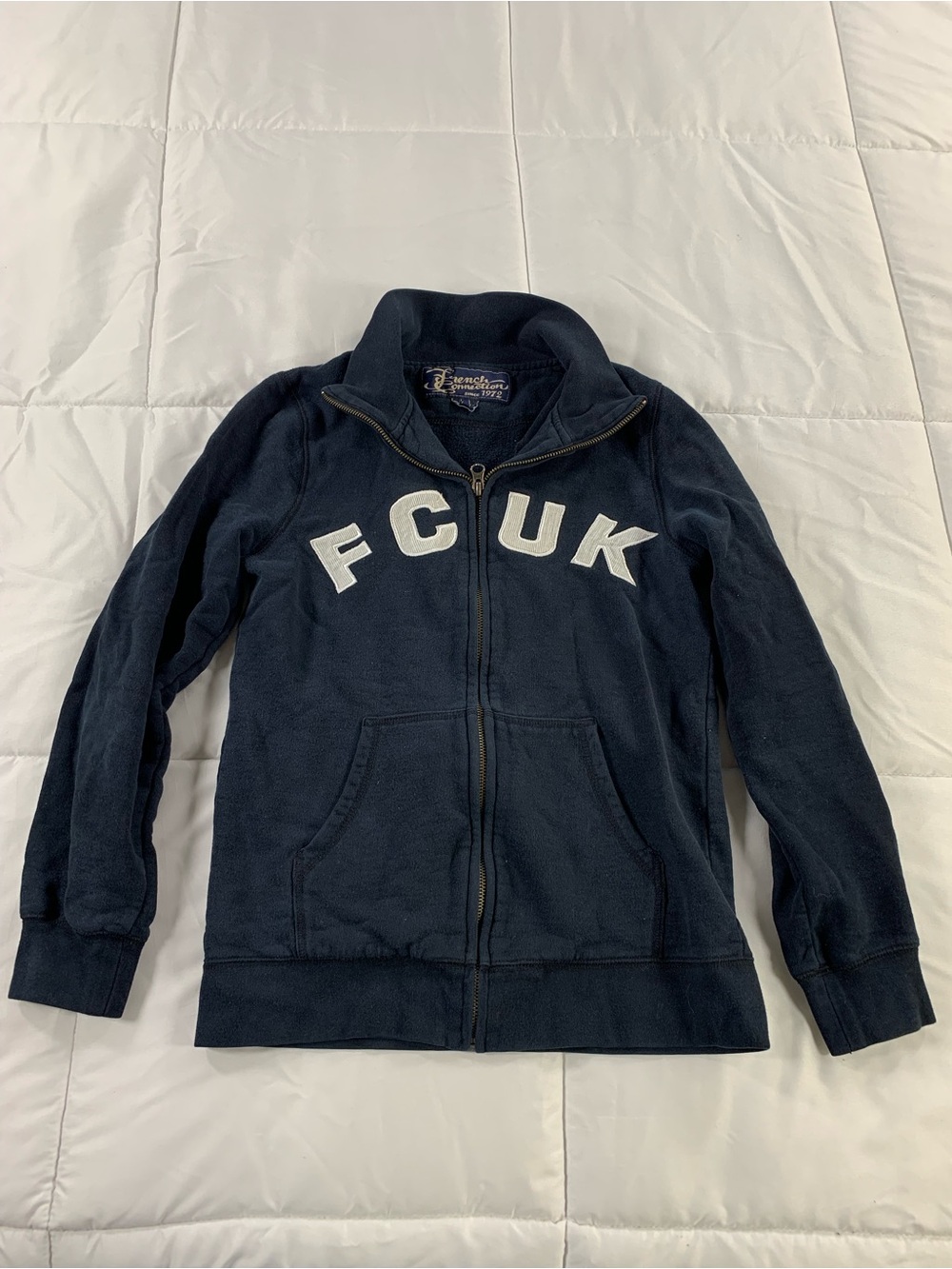 Pre loved vintage FRENCH CONNECTION zip up sweater size S